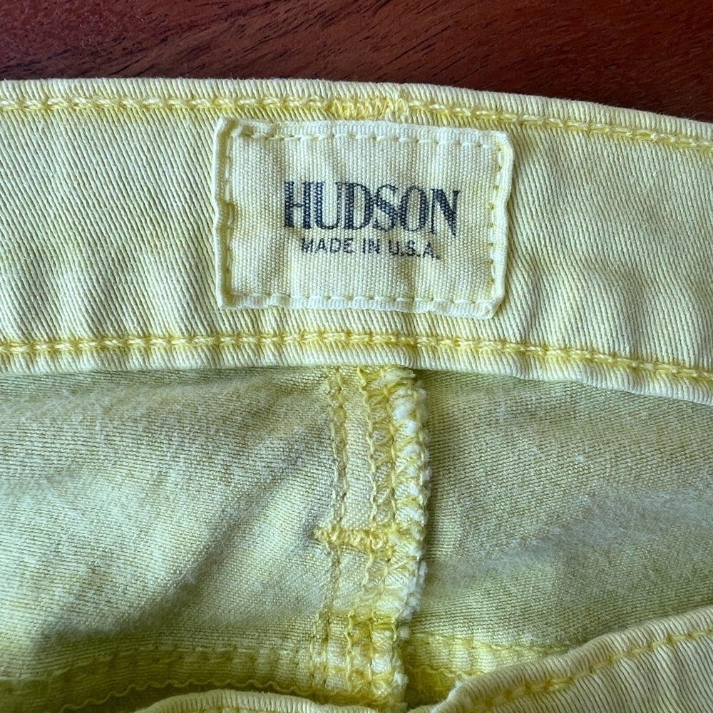 Hudson Crop Harkin Super Skinny With Cuff Yellow Jeans Size 32 - Picture 6 of 7